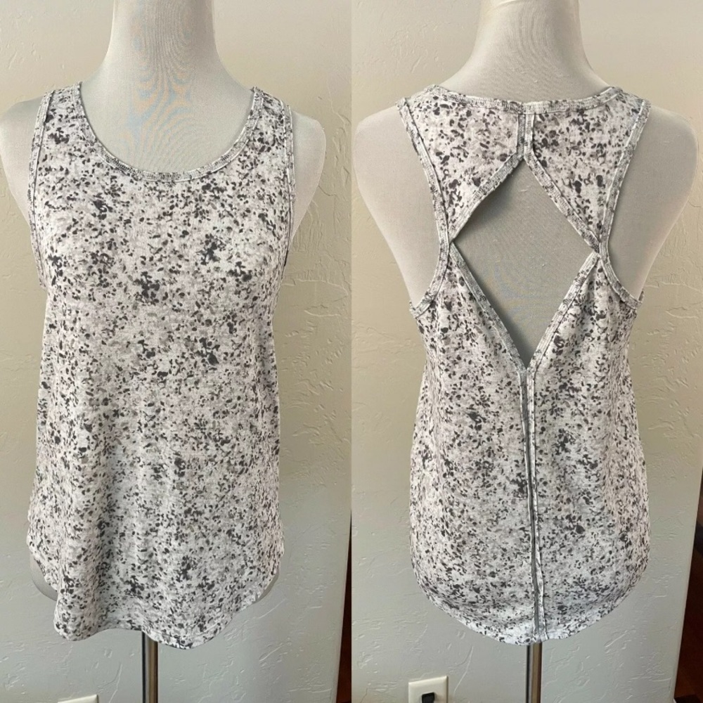 Athleta breezy tank